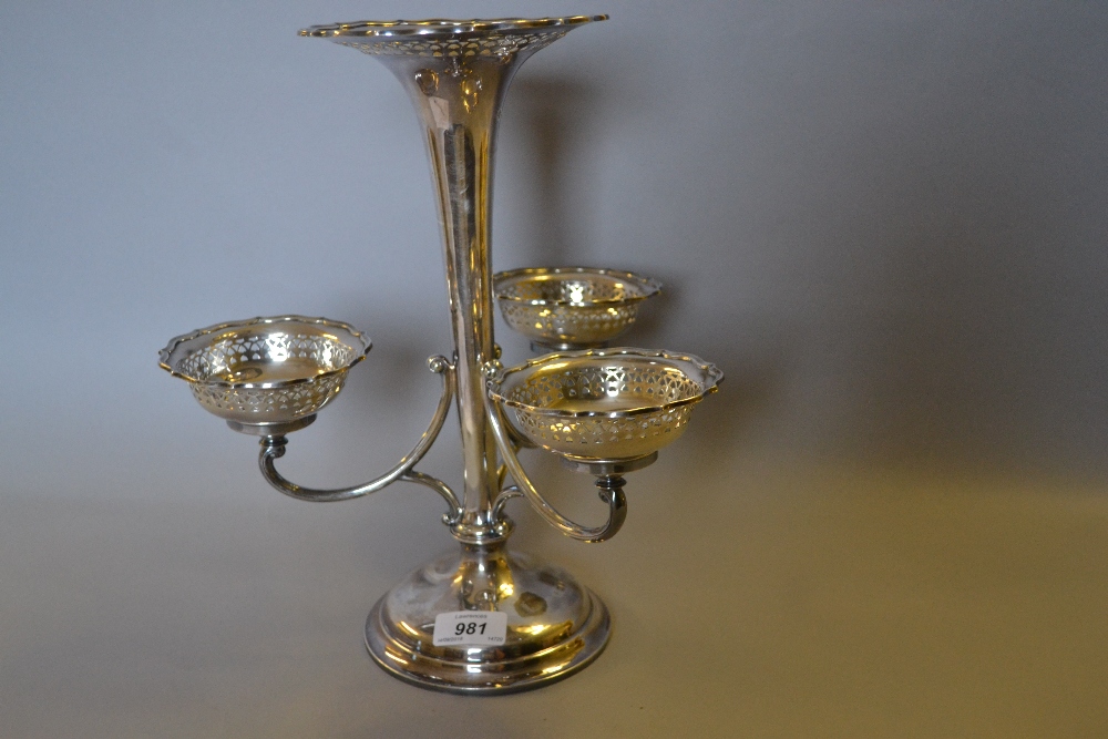 Early 20th Century silver four branch epergne, London,