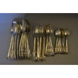 Group of twelve silver Kings pattern tablespoons, four dinner forks,