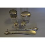 925 Silver mounted glass smelling salts bottle,