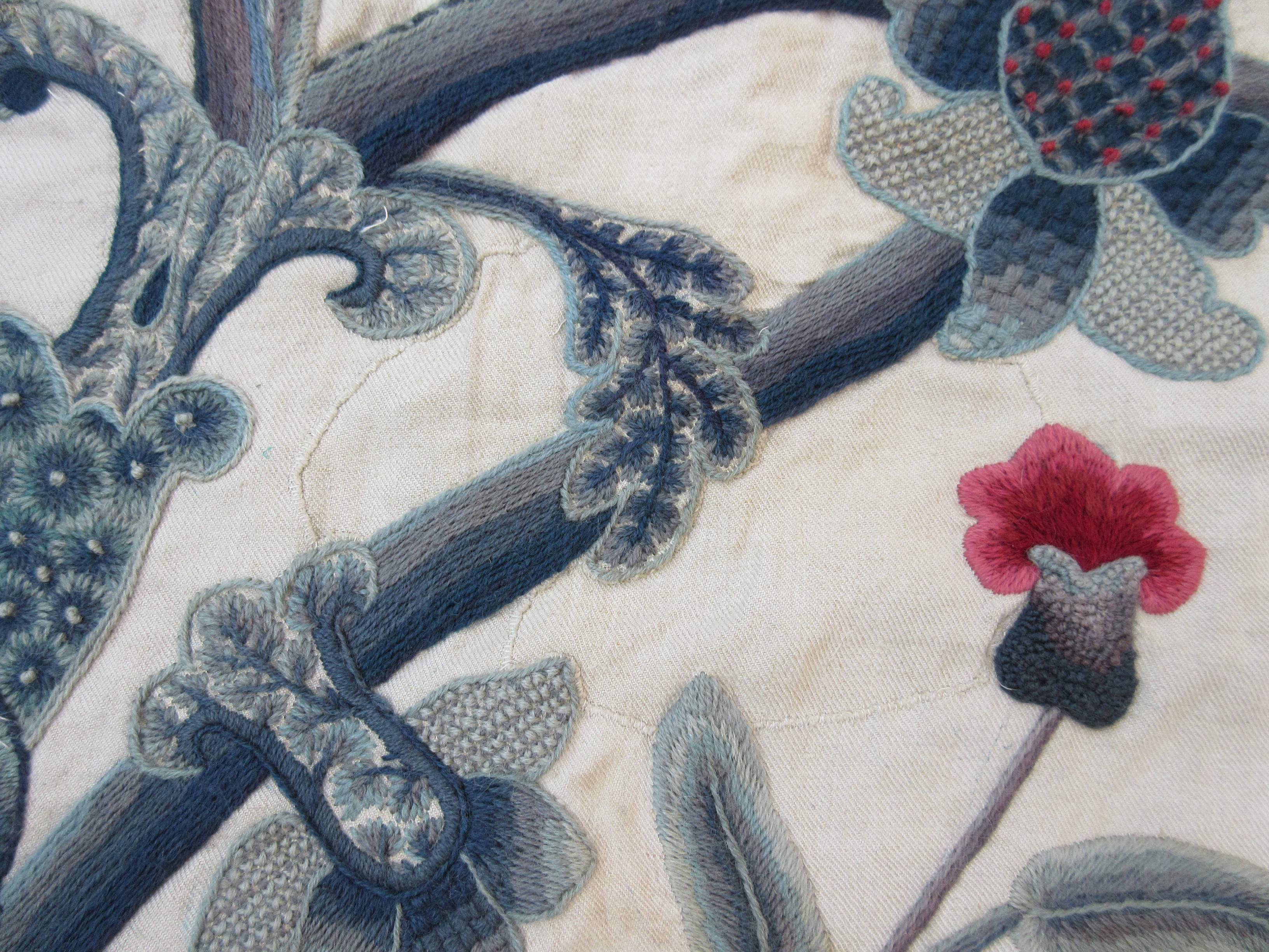 Three various early 20th Century crewel work embroidered curtains / wall hangings - Image 19 of 26