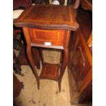 Edwardian mahogany and satinwood crossbanded jardiniere stand