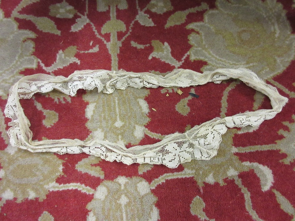 Small quantity of various lace work trimmings - Image 14 of 18