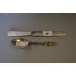 Sheffield silver bladed bread knife with mother of pearl handle,