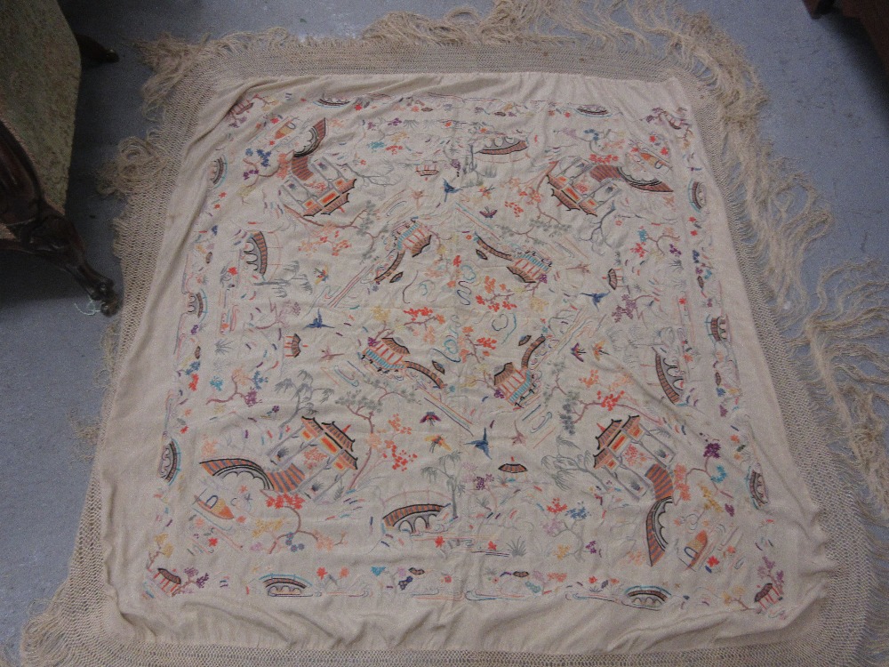 Early 20th Century oriental silk embroidered shawl with tasselled border decorated with chinoiserie - Image 3 of 8