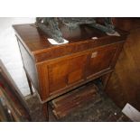 1920's Mahogany floorstanding gramophone CONDITION REPORT This gramophone has an