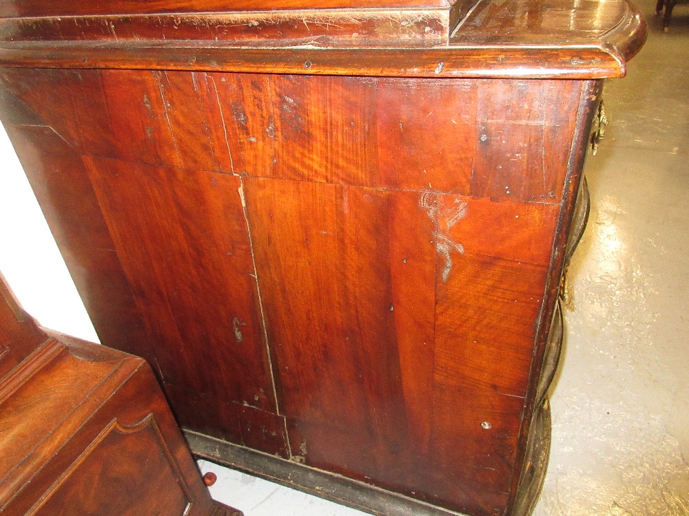 18th Century South German / North Italian walnut and marquetry bureau cabinet, - Image 14 of 15