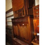 Reproduction oak dining room suite comprising: a draw-leaf refectory style table,