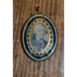 Early 19th Century oval portrait miniature of a bewigged gentleman in a locket frame (at fault)