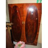 Good quality early 20th Century mahogany compactum type wardrobe,