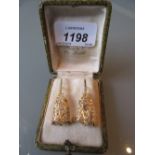Pair of 18ct gold antique drop earrings (at fault)