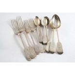ASSORTED ANTIQUE FIDDLE PATTERN:- Two table forks, two dessert forks, three dessert spoons & six tea