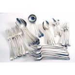 A QUANTITY OF ASSORTED OLD ENGLISH PATTERN FLATWARE INCLUDING:- Seven table spoons, fifteen table