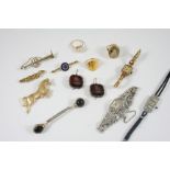 A QUANTITY OF JEWELLERY including a gold and pearl hunting stock pin, a lady's marcasite wristwatch,
