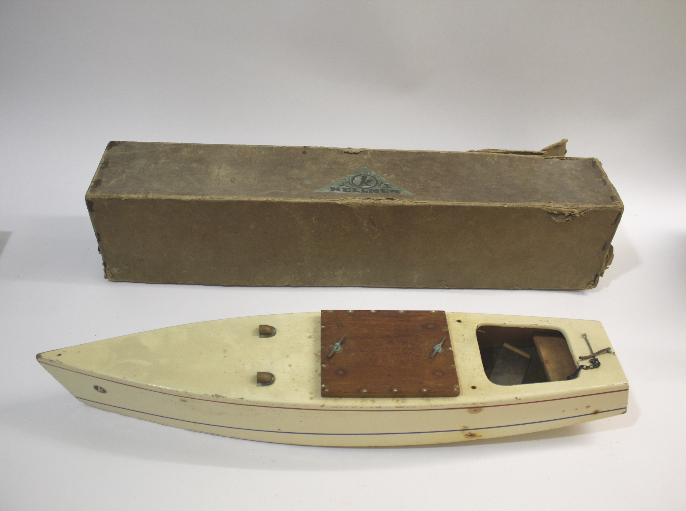 KELLNER MODEL SPEED BOAT - BOXED a wooden hulled model Speed Boat, with a clockwork mechanism.