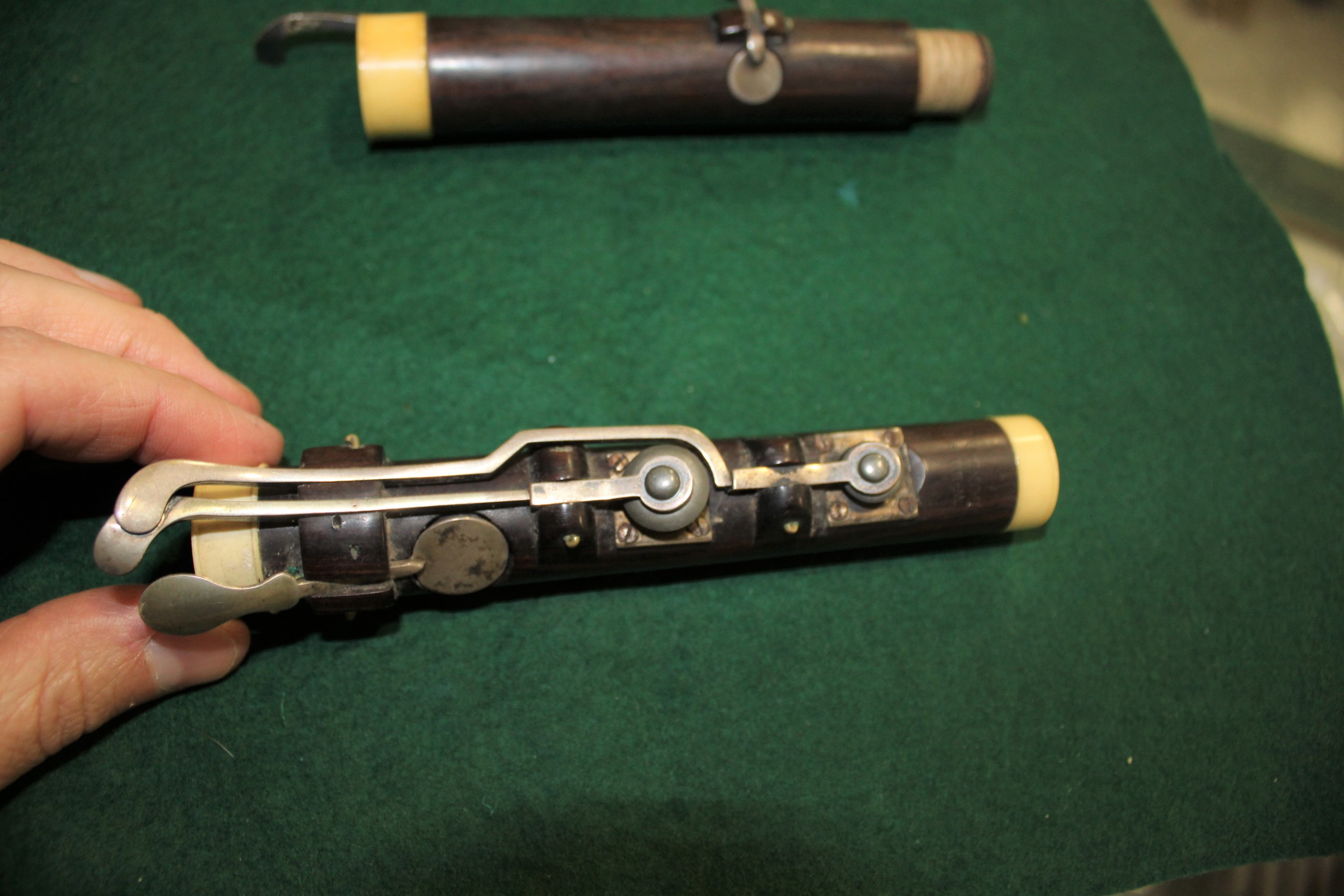 CASED 19THC FLUTE - W BARK, LONDON a 19thc rosewood flute, in four sections and with ivory joins. - Image 16 of 16