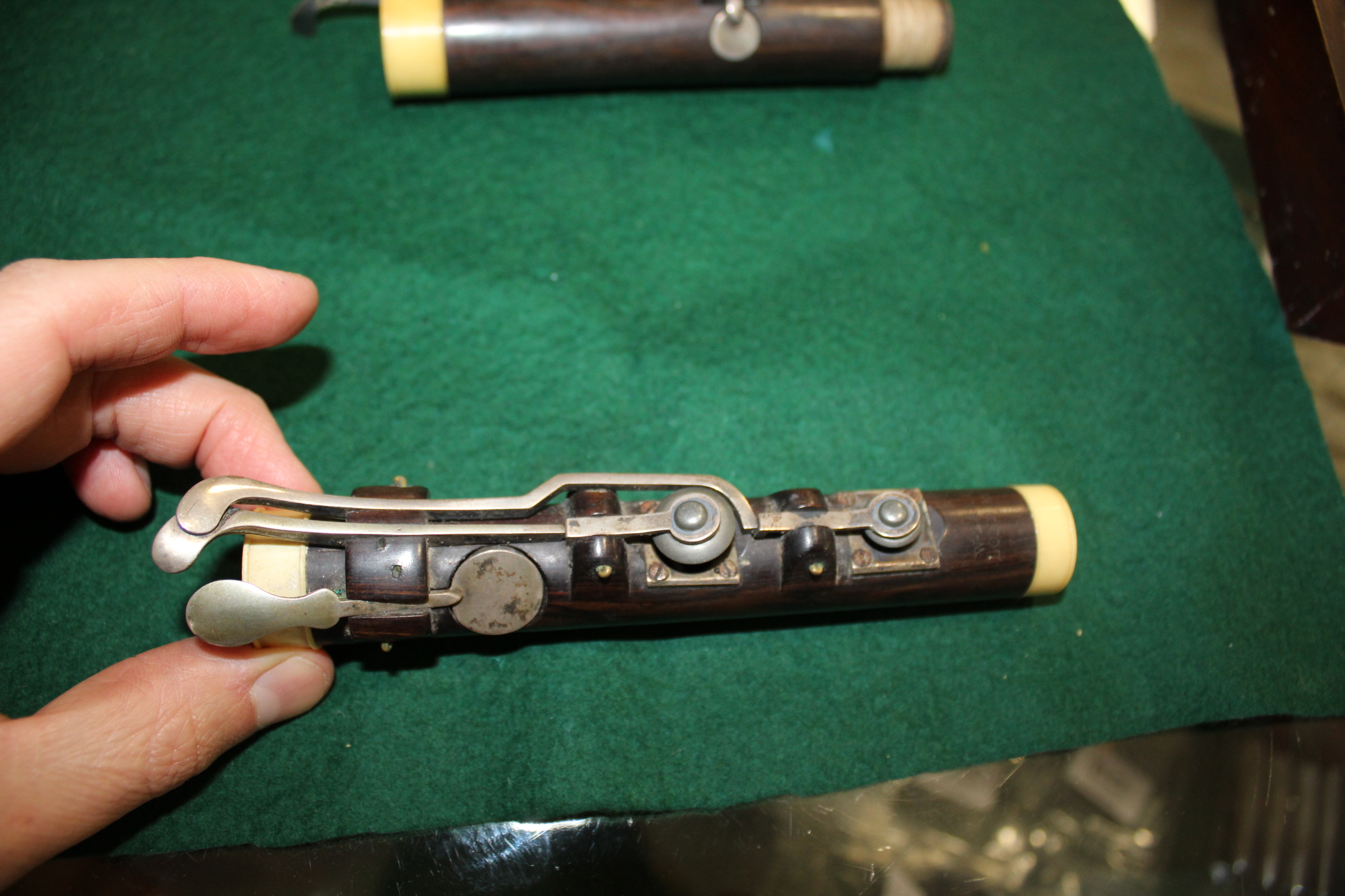 CASED 19THC FLUTE - W BARK, LONDON a 19thc rosewood flute, in four sections and with ivory joins. - Image 11 of 16