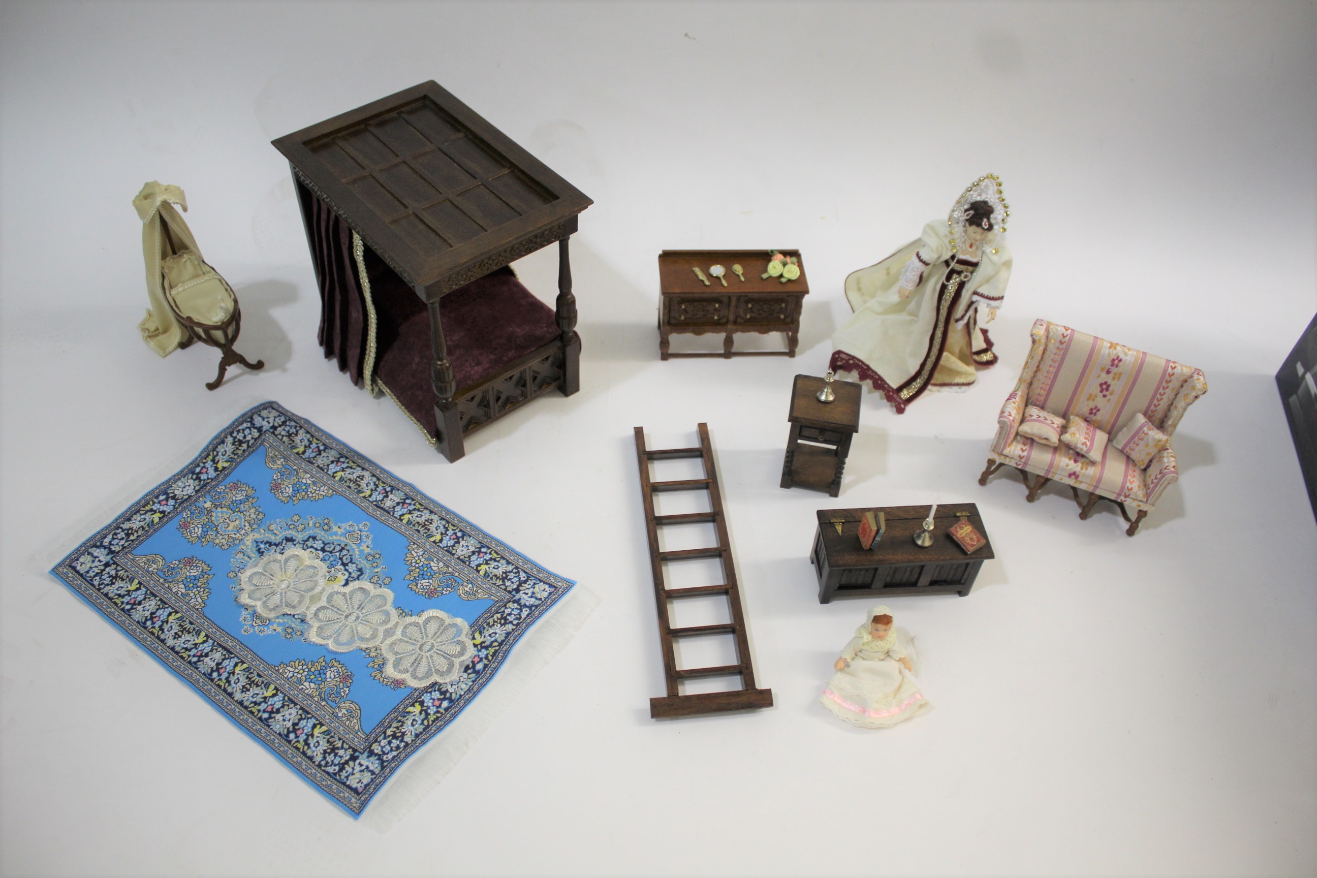 TUDOR STYLE MODERN DOLLS HOUSE & CONTENTS a modern 3 storey wooden dolls house in the Tudor style, - Image 11 of 11