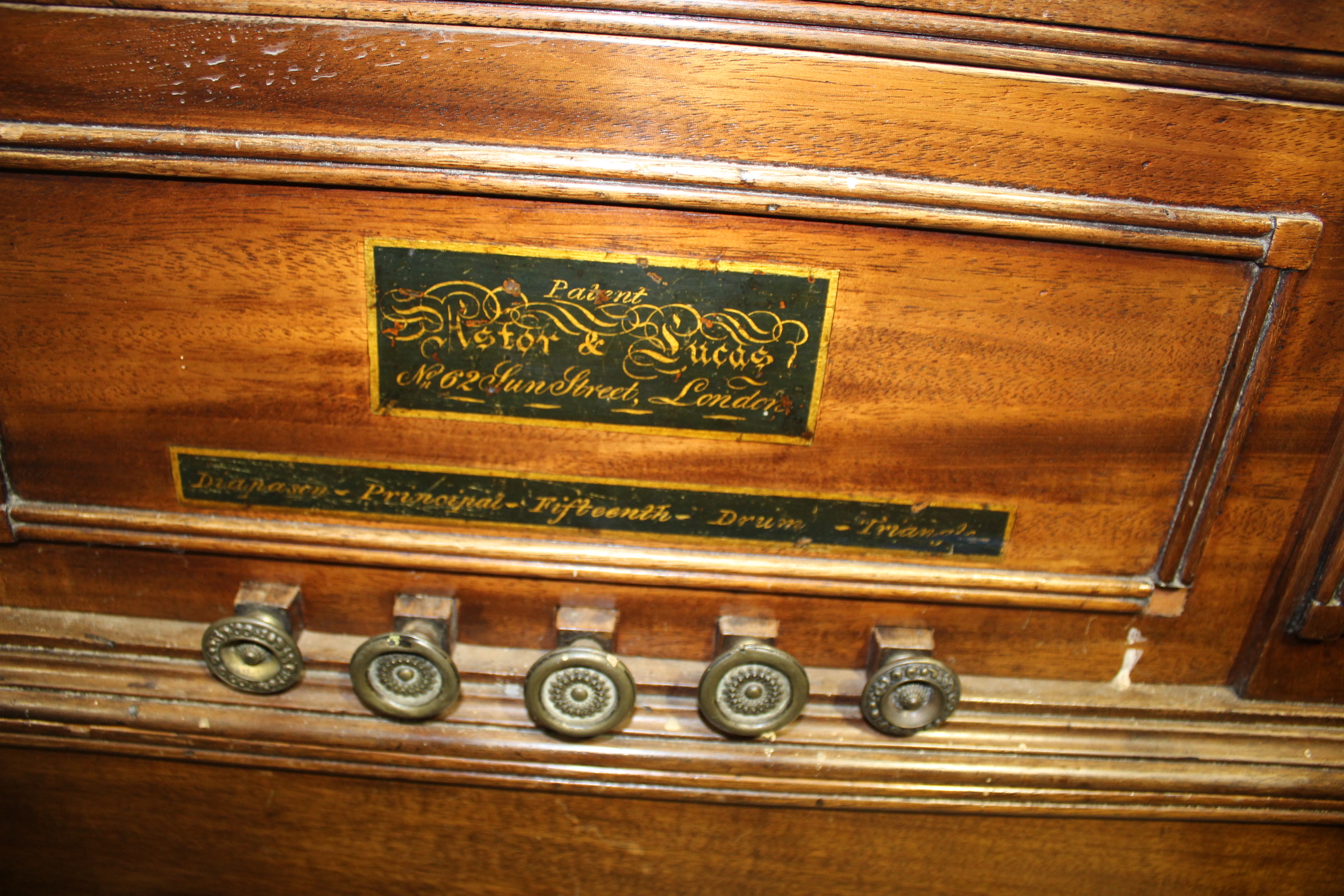 ASTOR & LUCAS 19THC ENGLISH BARREL ORGAN an early 19thc Gothic style barrel organ with decorative - Image 3 of 15