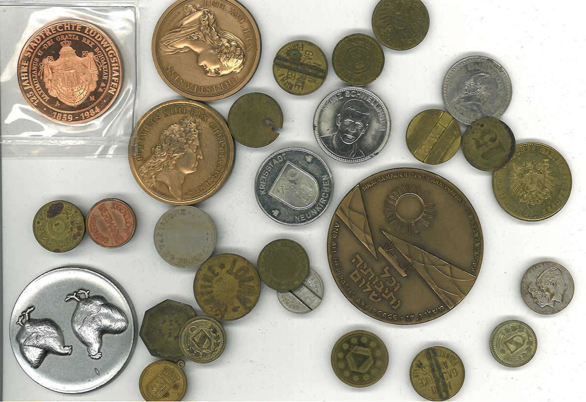 Münzen und Medaillenlot all Welt, bitte besichtigen ! - Bild 2 aus 2