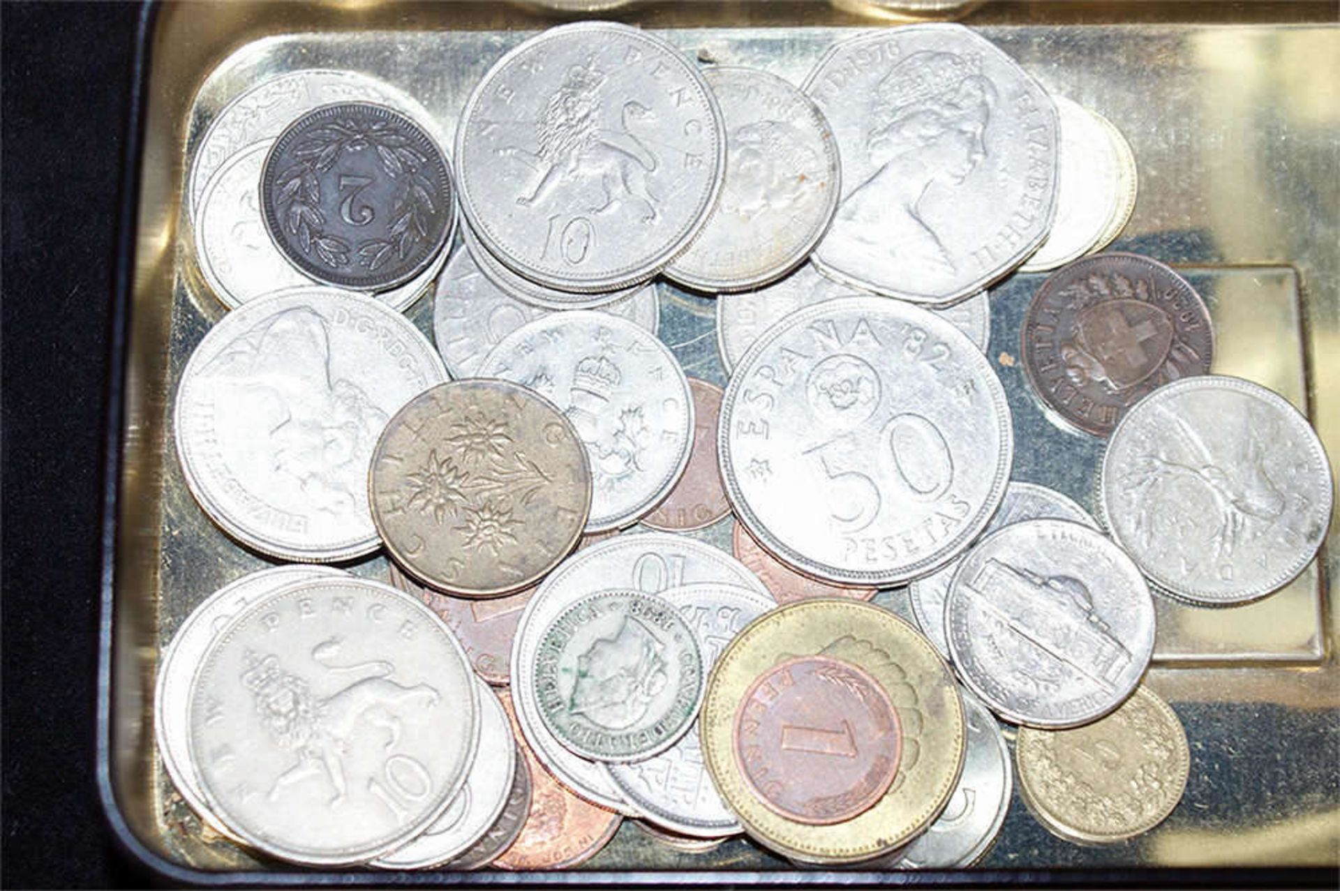 Lot ältere Münzen, dabei z.B. Holland 1736, etc. Schöne Fundgrube. - Bild 2 aus 3