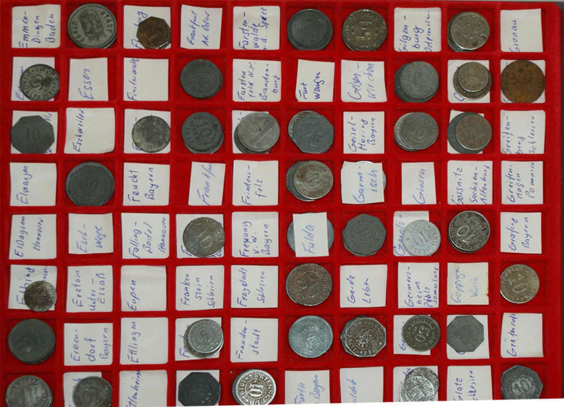 Notmünzen in Münzbox.über 35 verschiedene Städte. Etliche mehrfach. Dabei z.B.Elbing, Emmerich,