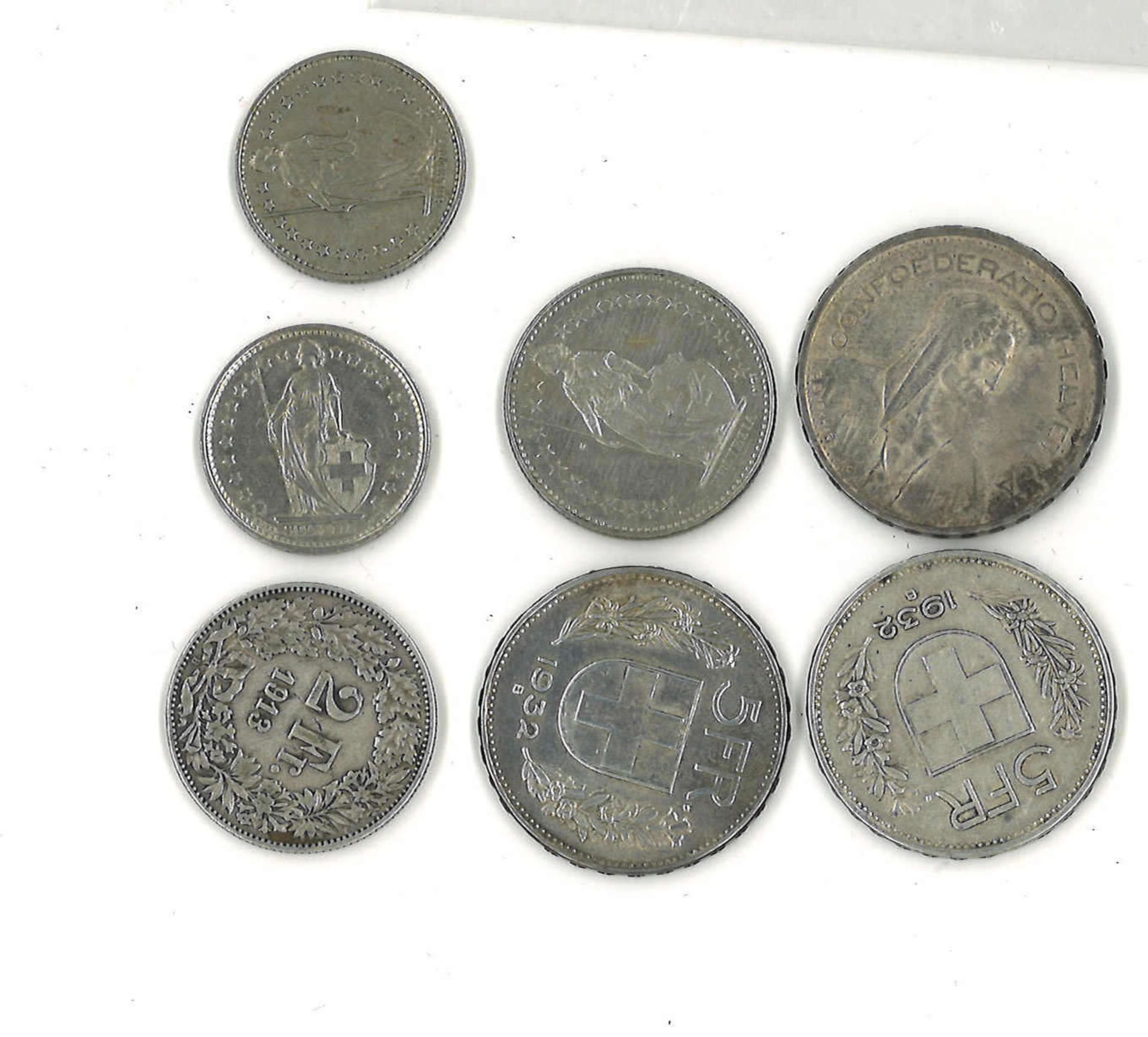 kleines Lot Schweizer Münzen dabei 3x 5 Franken 3x 1932. 2x 2 Franken 1x 1913 + 1x 1999. sowie 2x