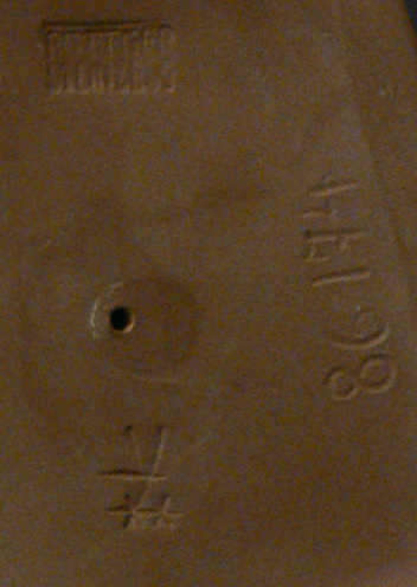 Meissen Böttger-Steinzeug Figur von Max Esser (1885 - 1945). Am Sockel Signatur M.ESSER, am Stand - Bild 2 aus 2