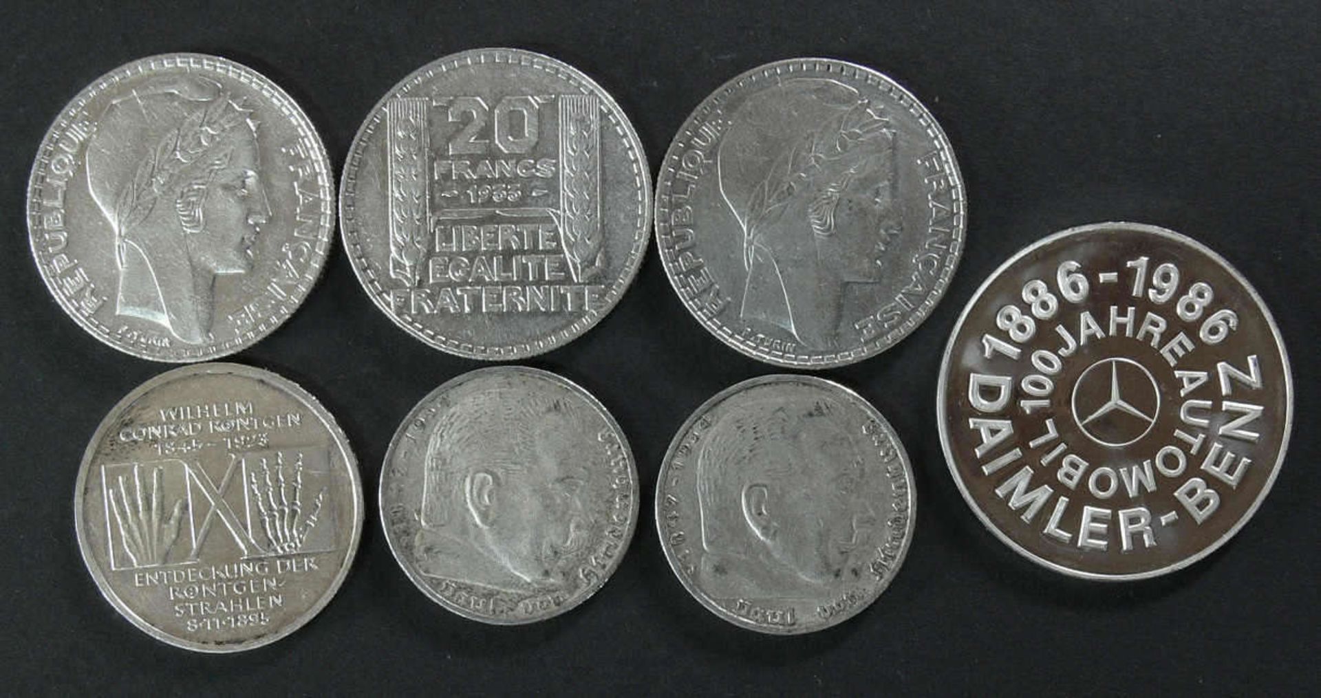 Lot Silber - Münzen, dabei 3 x Frankreich 1933/38 20.- Francs, Deutschland 1995 10.- DM, 2 x
