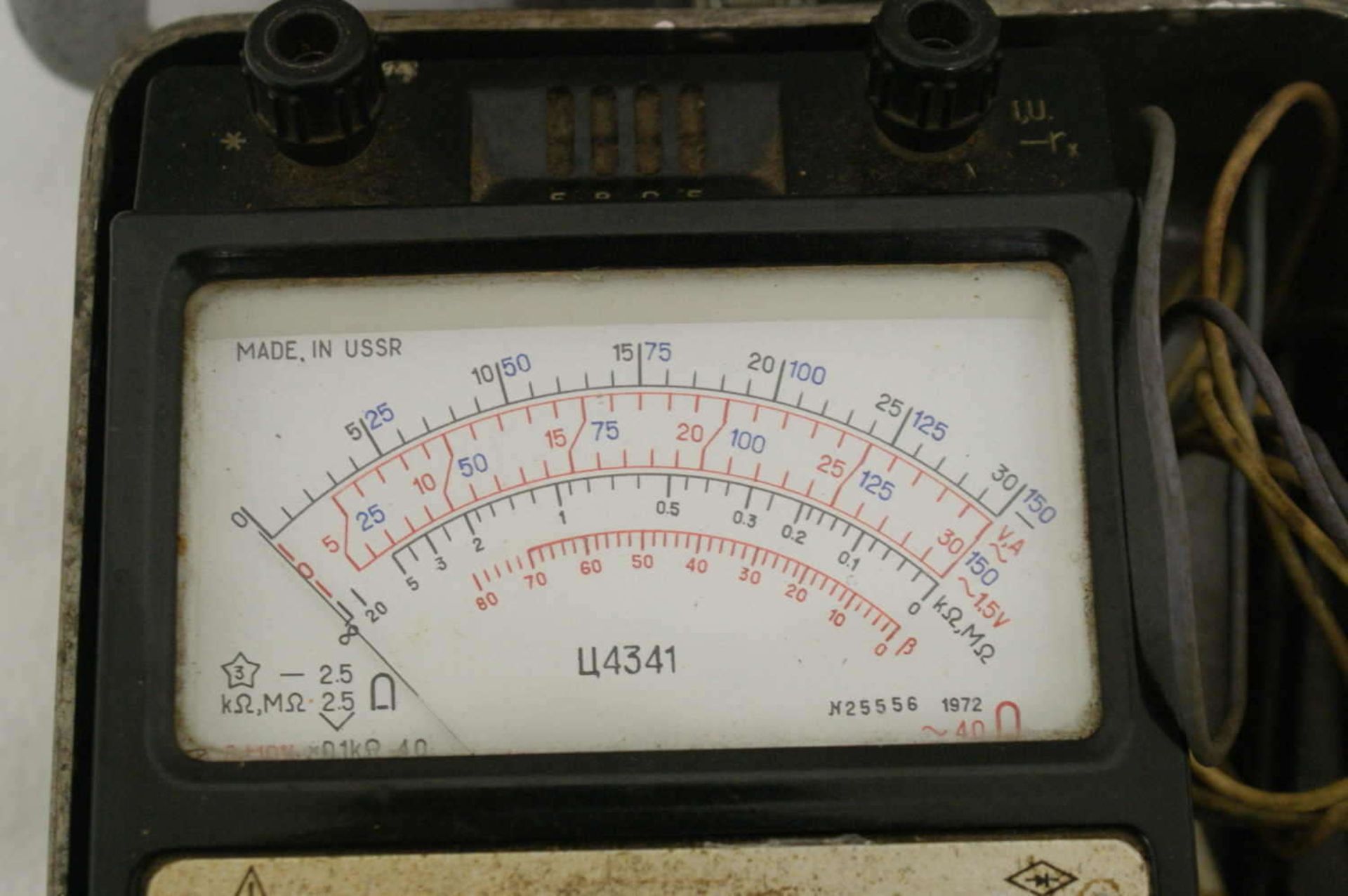 russisches Messgerät "Vielfach und Transisten Technik Messinstrument 4341, made USSR" komplett in - Bild 3 aus 3