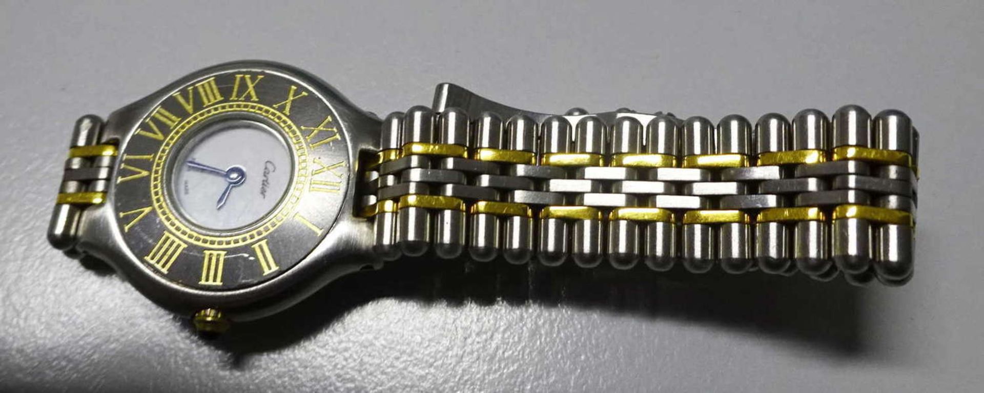 Damen Cartier "Must de Cartier", Ladies watch, 925er Silber, teilweisen vergoldet. Mit Stahlarmband.