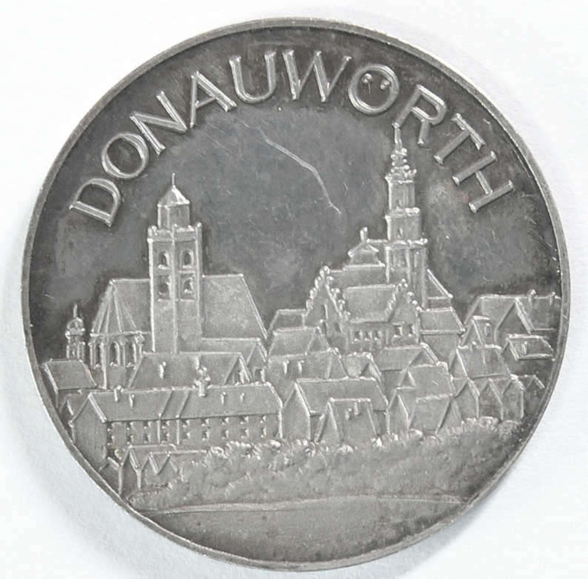 Silber - Medaille "Donauwörth". Silber 1000. Vorderseite: Stadtansicht - Rückseite: Wappen von 1530.