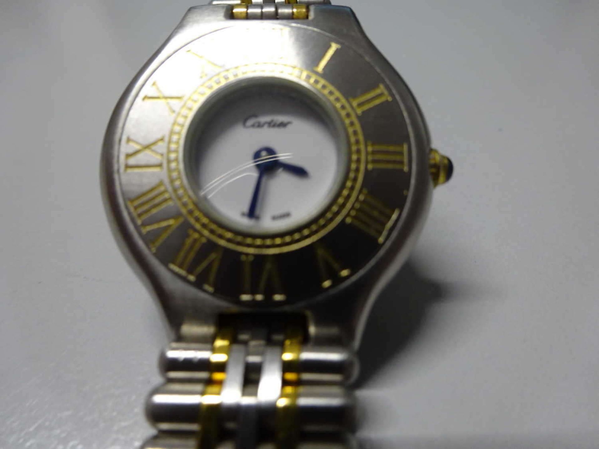 Damen Cartier "Must de Cartier", Ladies watch, 925er Silber, teilweisen vergoldet. Mit Stahlarmband. - Image 3 of 3