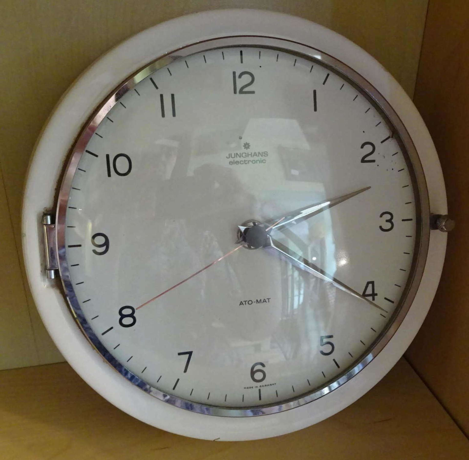 Junghans Wandküchenuhr, Atomat, Durchmesser ca. 23 cm Junghans wall kitchen clock, Atomat,