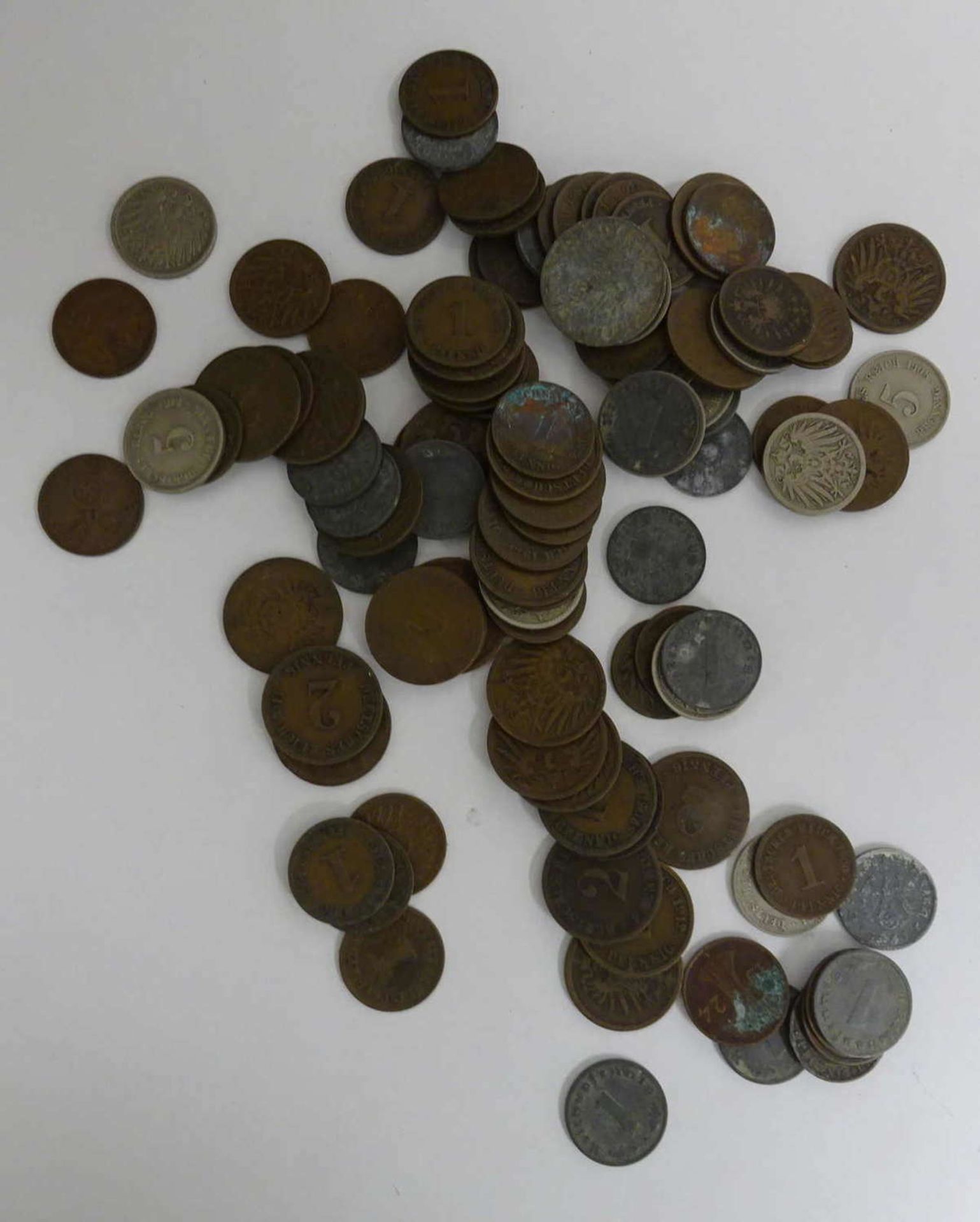Lot Geldscheine und Münzen, dabei z.B. Mazedonien, Iran, etc., sowie Münzen Deutsches Reich. Bitte - Bild 2 aus 3