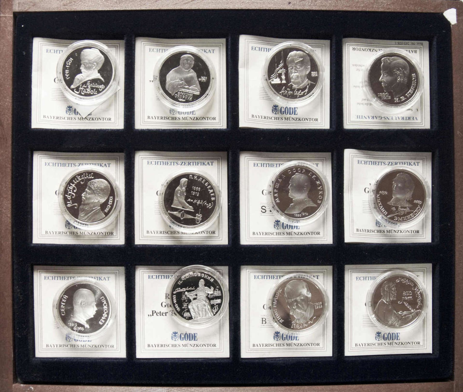 Sowjetunion 1989-1991, Sammlung Gedenk - Rubel - Münzen. Mit Zertifikaten. I Original - Holz -
