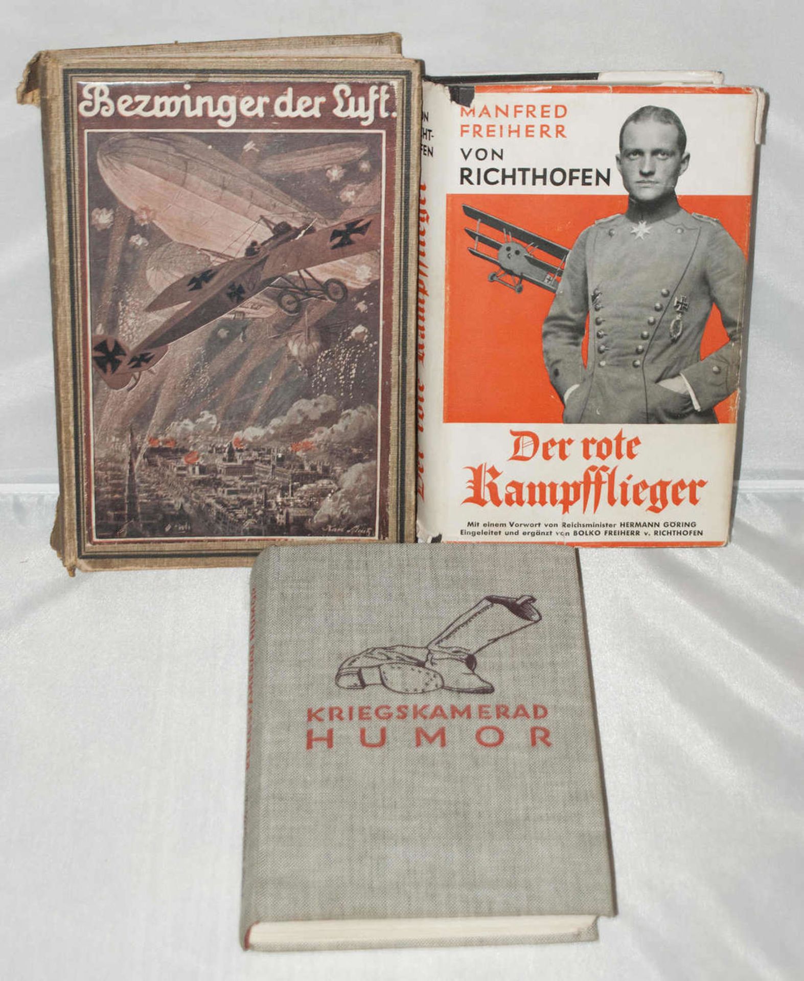 Lot Bücher 1. Weltkrieg, dabei 1. "Bezwinger der Luft", 2. "Der rote Kampfflieger", 3. "