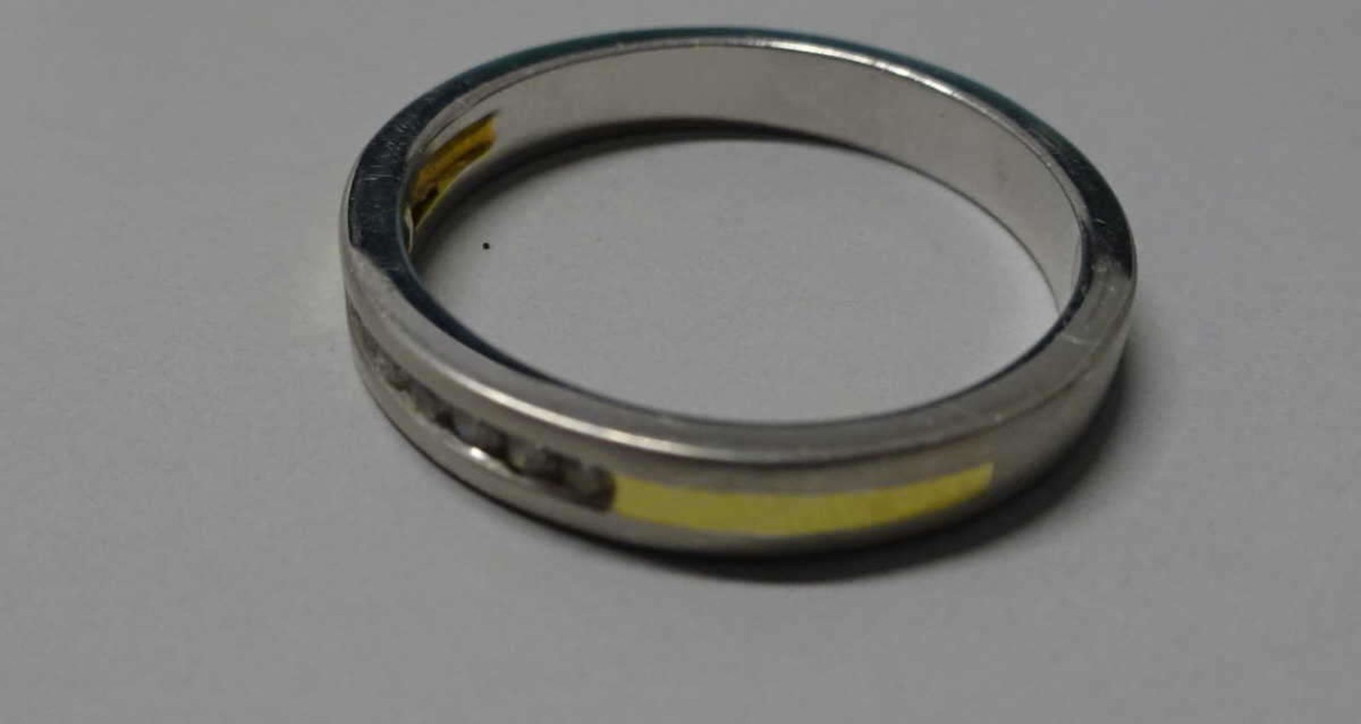 Damenring, 375er Weißgold, besetzt mit 7 kleinen Brillianten. Ringgröße 56. Gewicht ca. 3,4gLadies - Image 2 of 2