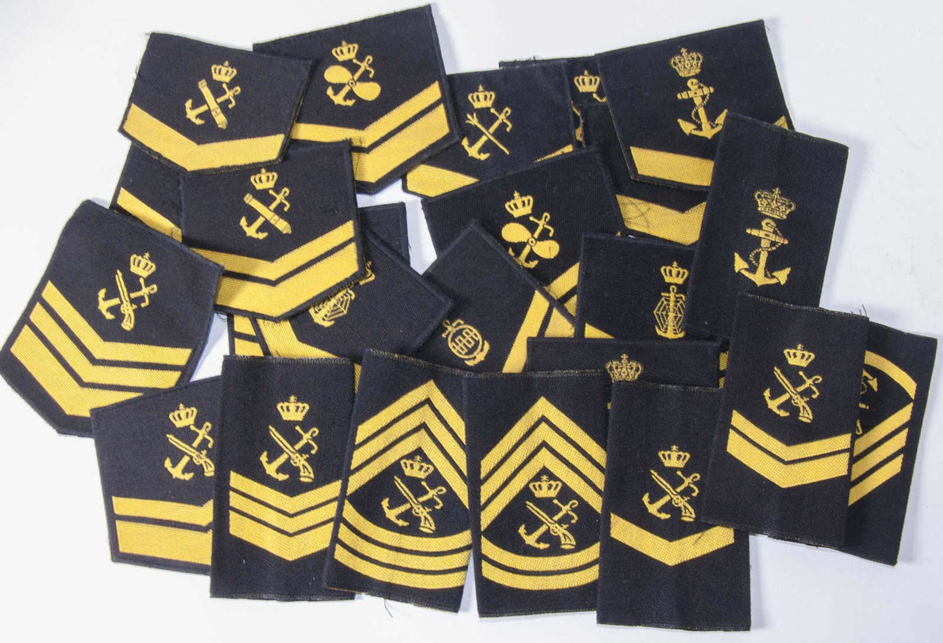 Konvolut Dienstgrad - Aufnäher, Dänemark Marine. Bitte besichtigen.Mixed lot of rank - Patches,