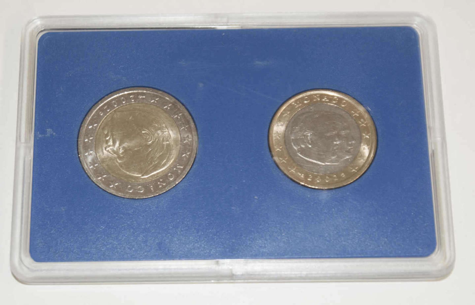 Monaco 2002, 1 und 2 Euro Münze im Original Blister von 2002Monaco 2002, 1 and 2 Euro coin in - Image 2 of 2