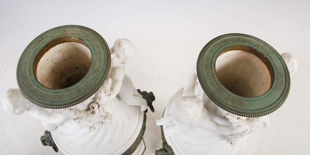 A late 19th/ early 20th century bisque porcelain, onyx and gilt metal clock garniture, the - Image 7 of 16