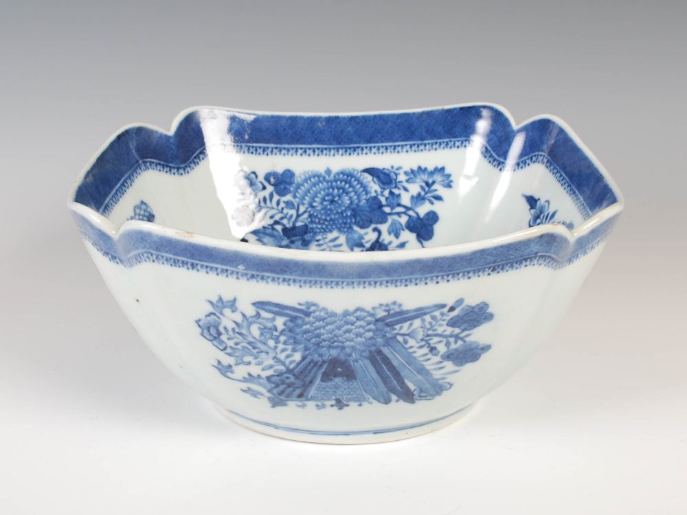 A Chinese porcelain blue and white Fitzhugh pattern bowl, Qing Dynasty, 25cm diameter x 11.5cm - Image 3 of 7