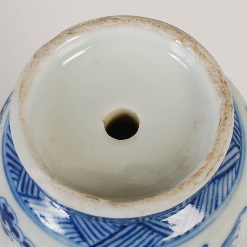 A Chinese porcelain blue and white incense burner stand, late 19th/ early 20th century, decorated - Image 6 of 9
