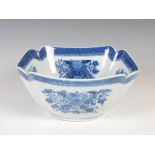 A Chinese porcelain blue and white Fitzhugh pattern bowl, Qing Dynasty, 25cm diameter x 11.5cm