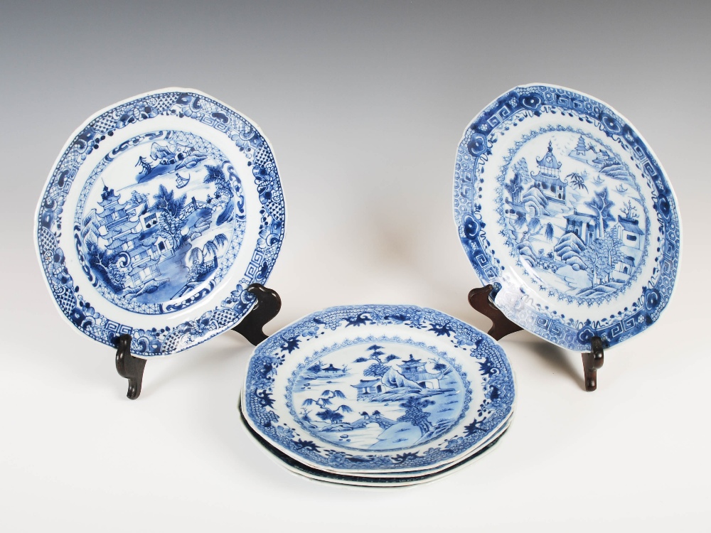 Six assorted Chinese porcelain blue and white octagonal shaped plates, Qing Dynasty, similarly