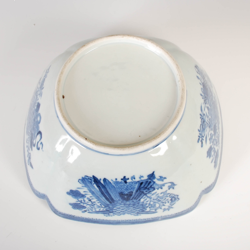 A Chinese porcelain blue and white Fitzhugh pattern bowl, Qing Dynasty, 25cm diameter x 11.5cm - Image 6 of 7