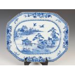 A Chinese porcelain blue and white octagonal shaped meat plate, Qing Dynasty, decorated with