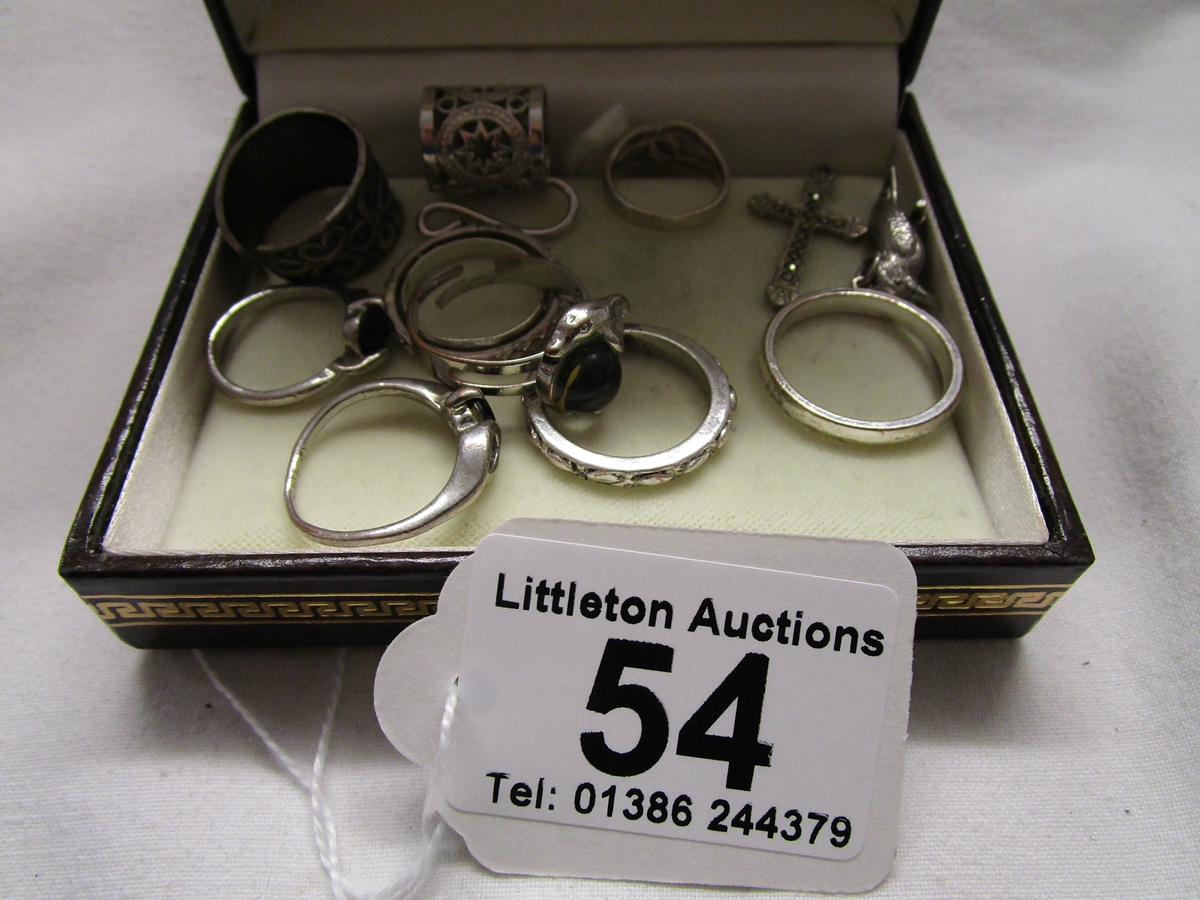 Box of silver rings etc