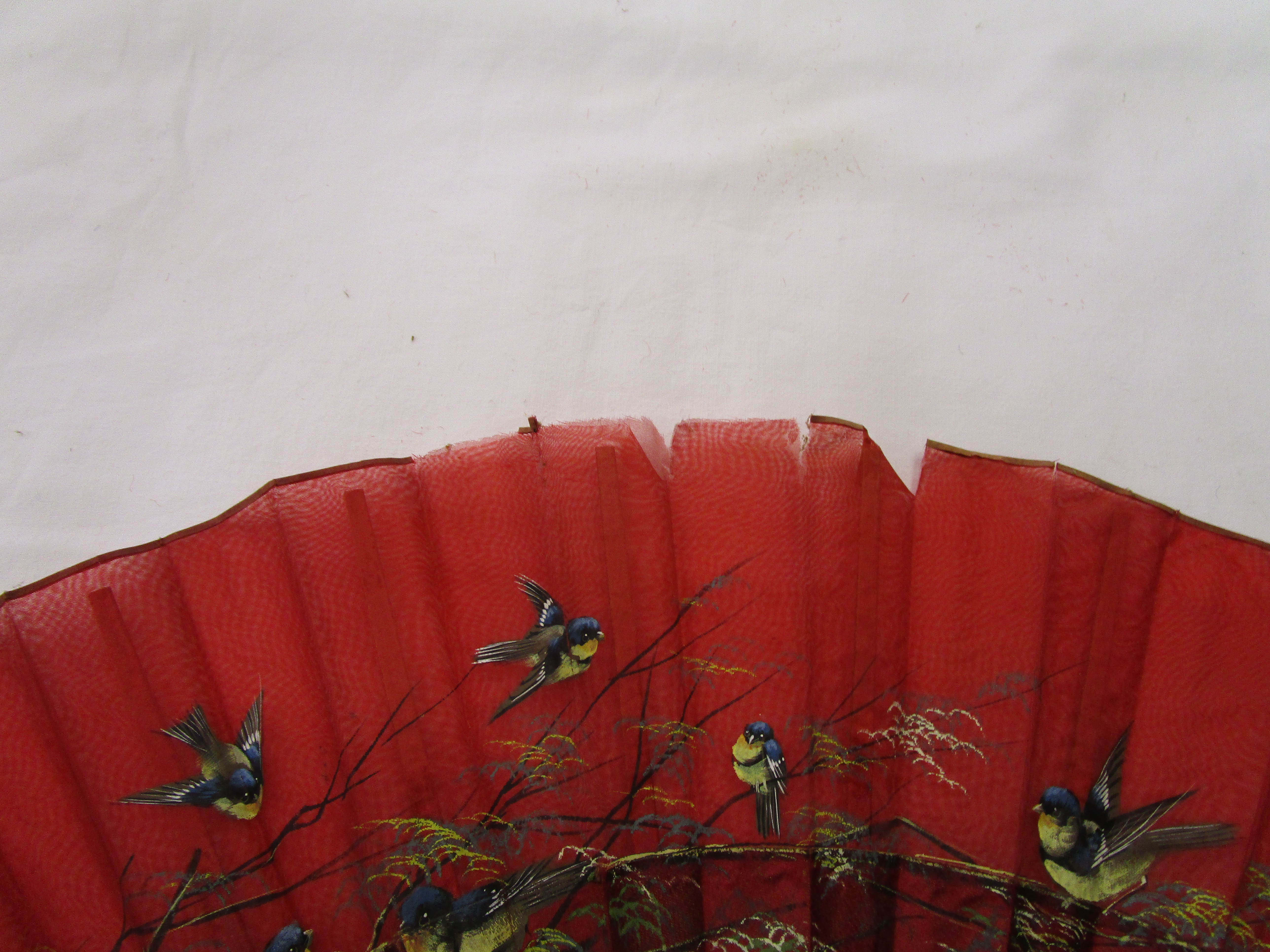 2 Victorian painted fans - Image 5 of 7