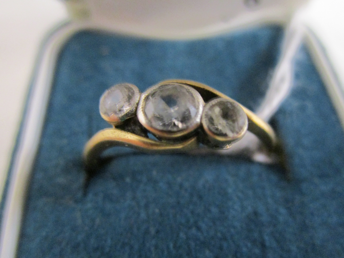 Gold 3 stone ring