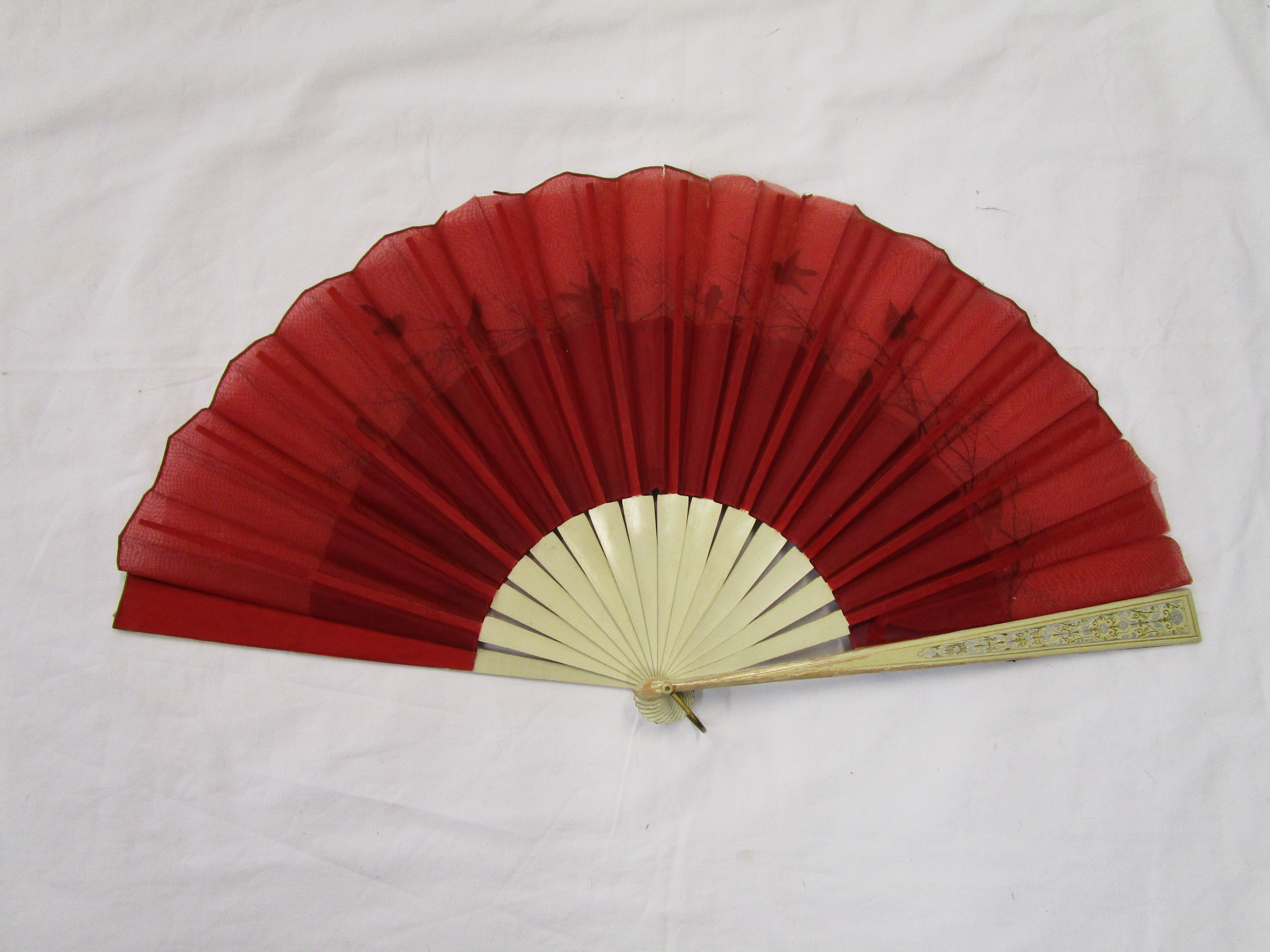 2 Victorian painted fans - Image 3 of 7